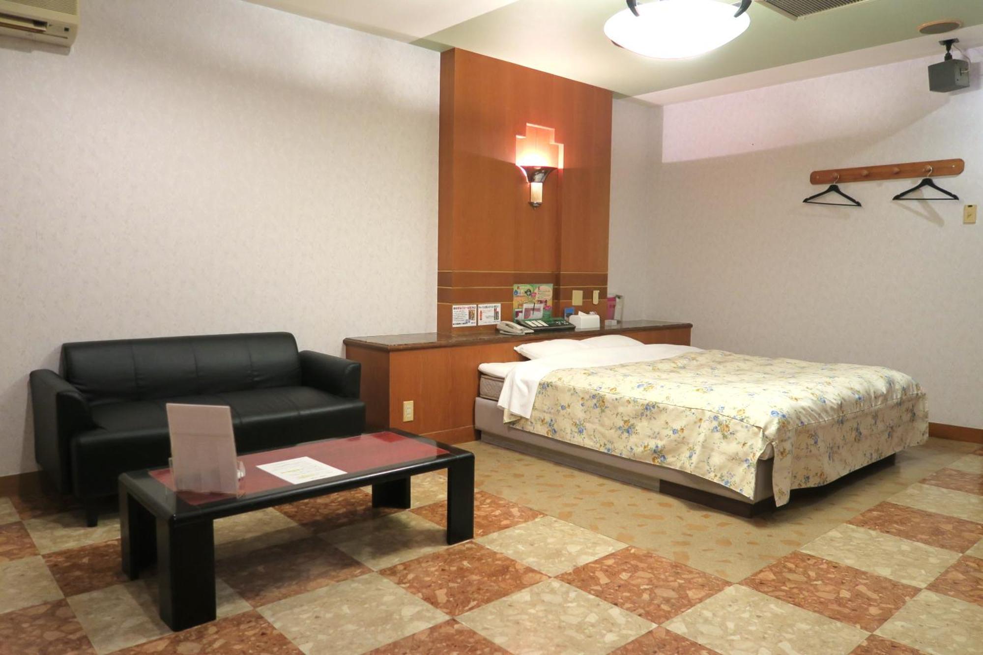 Hotel Silk No Mori (Adults Only) Tosu Buitenkant foto